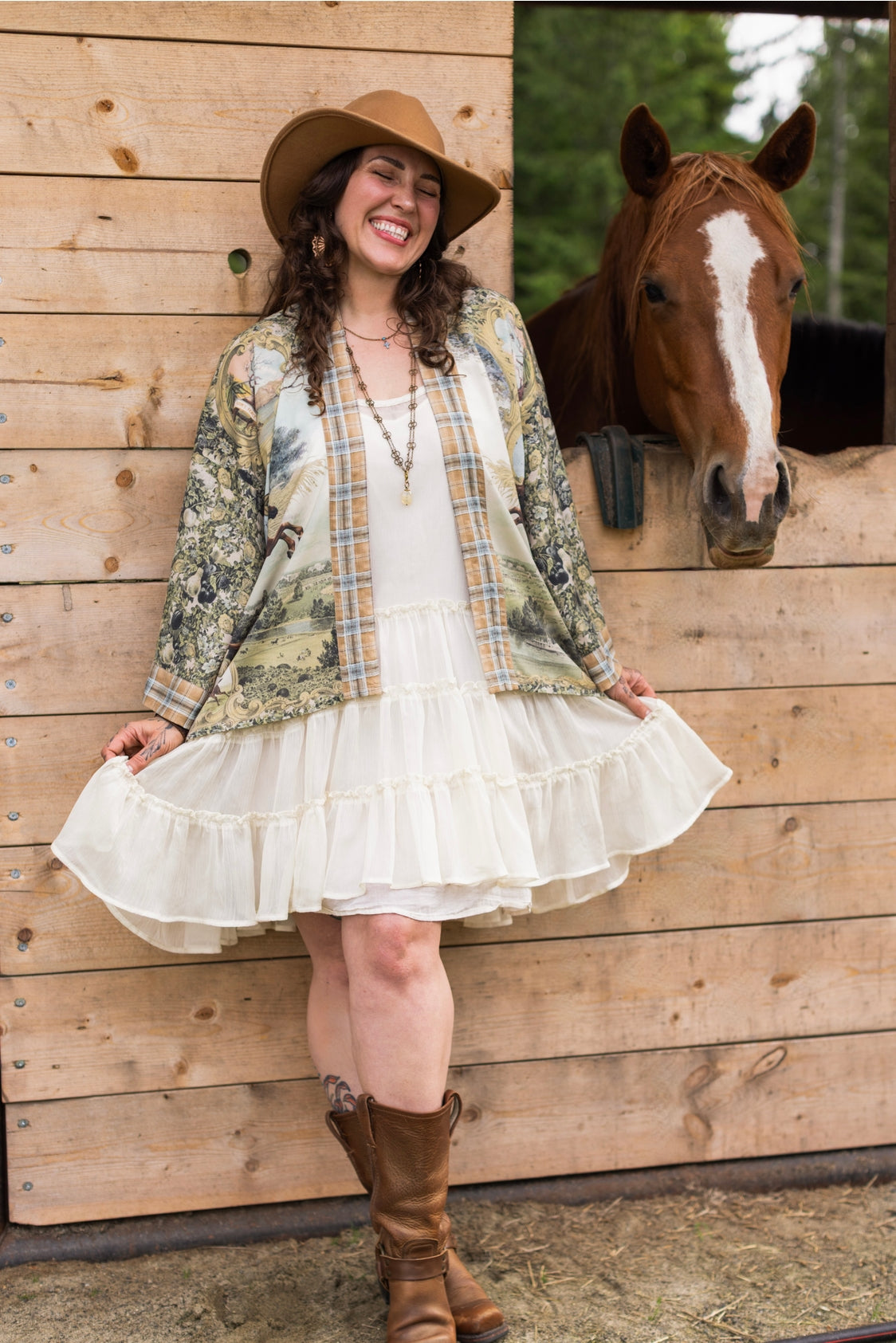 Market Of Stars - Born To Run - Pixie Cropped Bamboo Kimono Cardigan Duster - Wild Horse & Florals