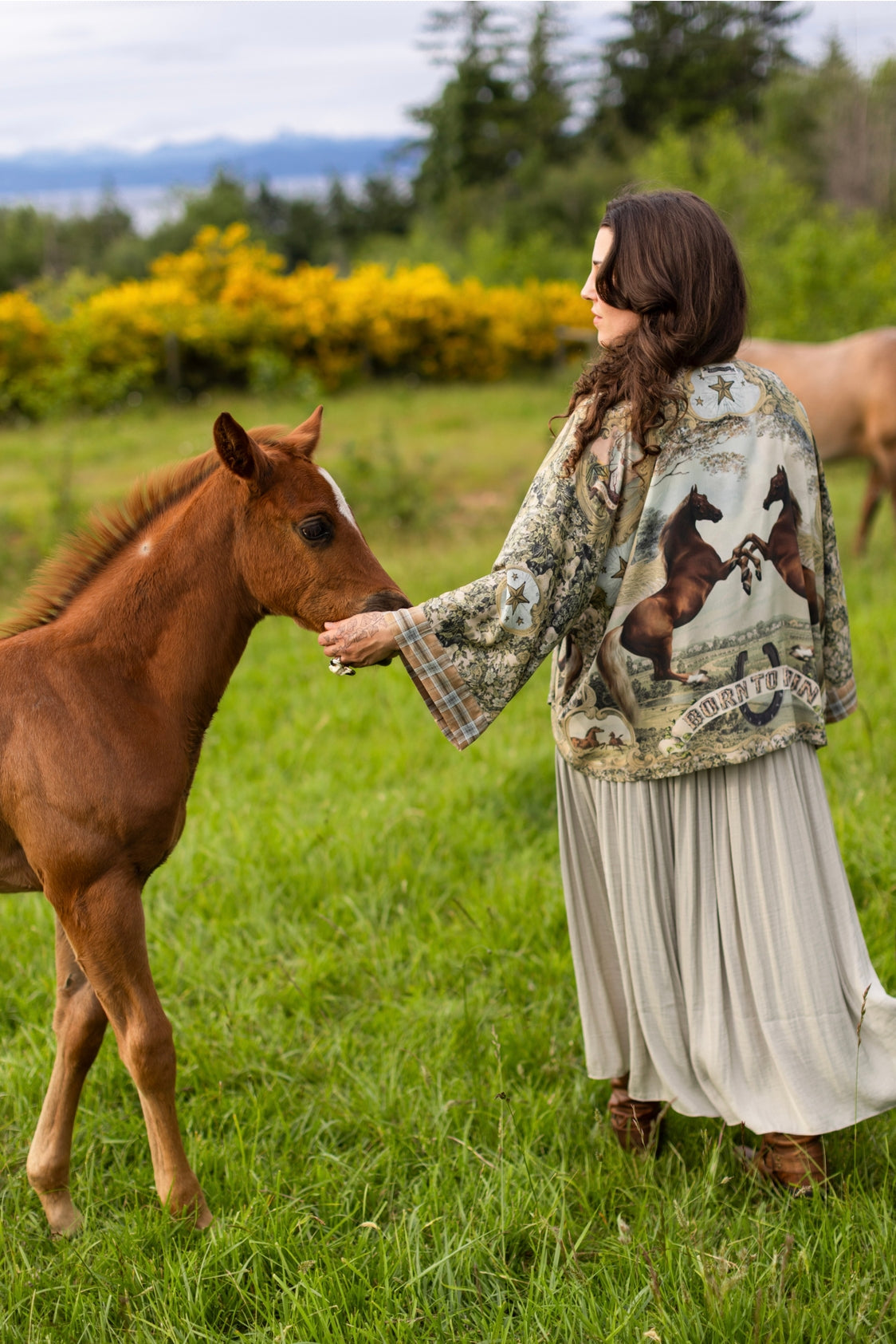 Market Of Stars - Born To Run - Pixie Cropped Bamboo Kimono Cardigan Duster - Wild Horse & Florals