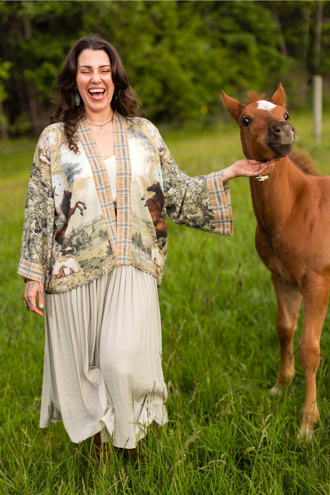 Market Of Stars - Born To Run - Pixie Cropped Bamboo Kimono Cardigan Duster - Wild Horse & Florals