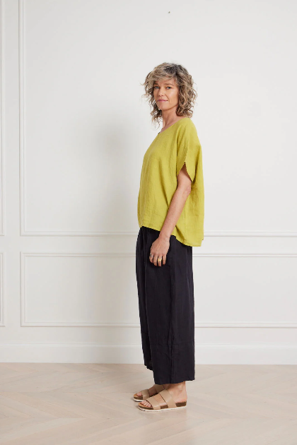 Montaigne - Lee - Linen Short Sleeve Top - Various Colours