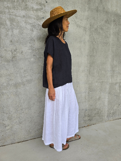 Montaigne - Lee - Linen Short Sleeve Top - Various Colours