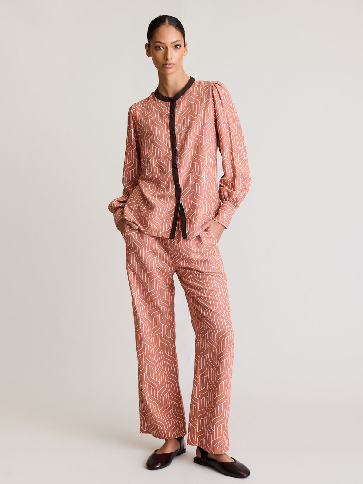 State Of Embrace - Wave Print Pant - Amber