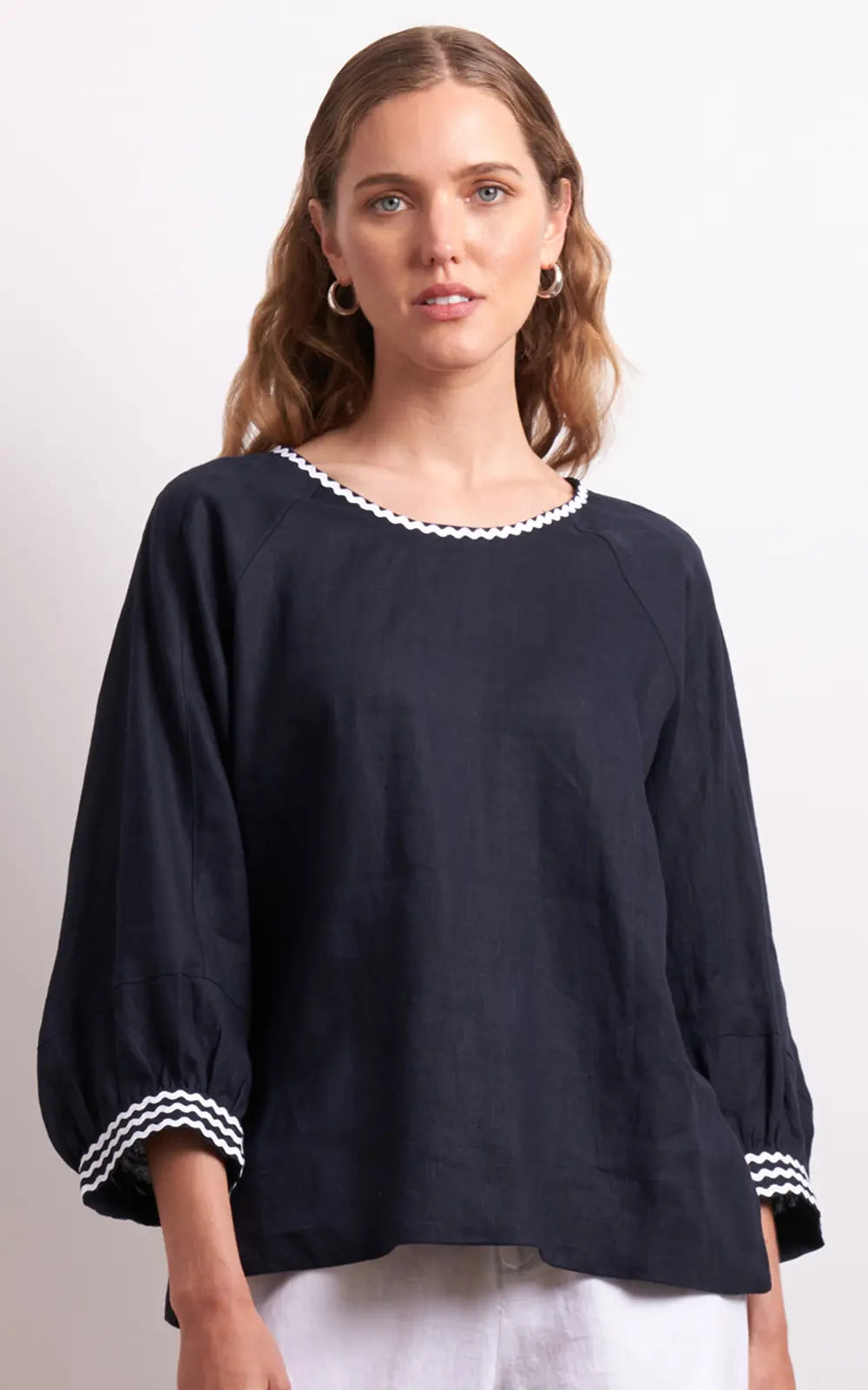 Neris - Ric Rac - Linen Top - Indigo