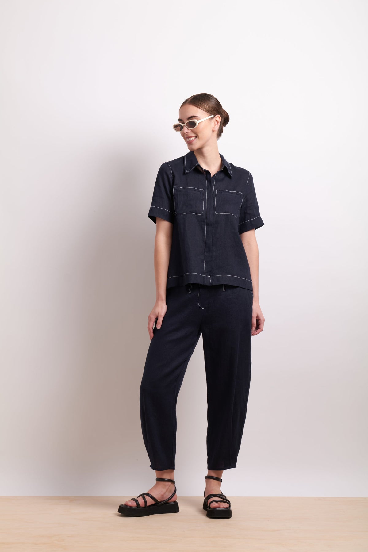 NERIS - In Contrast Pant - Indigo
