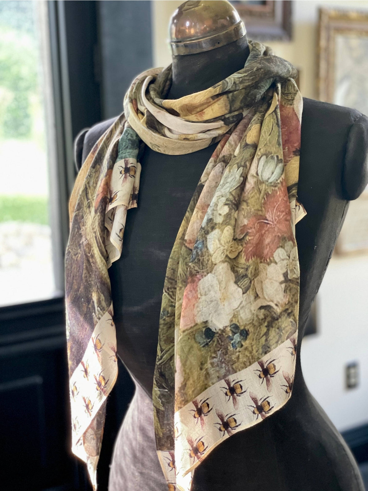 Market Of Stars - I Dream in Flowers - Bohemian Scarf - Bees