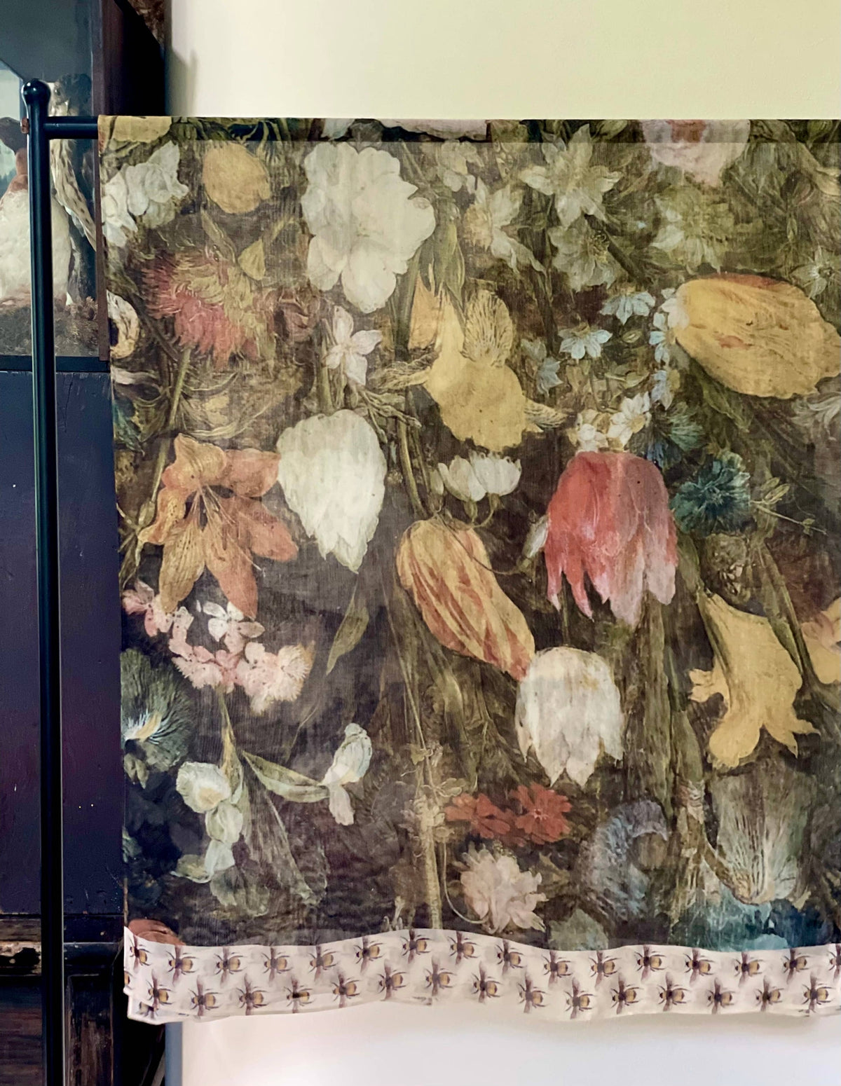 Market Of Stars - I Dream in Flowers - Bohemian Scarf - Bees