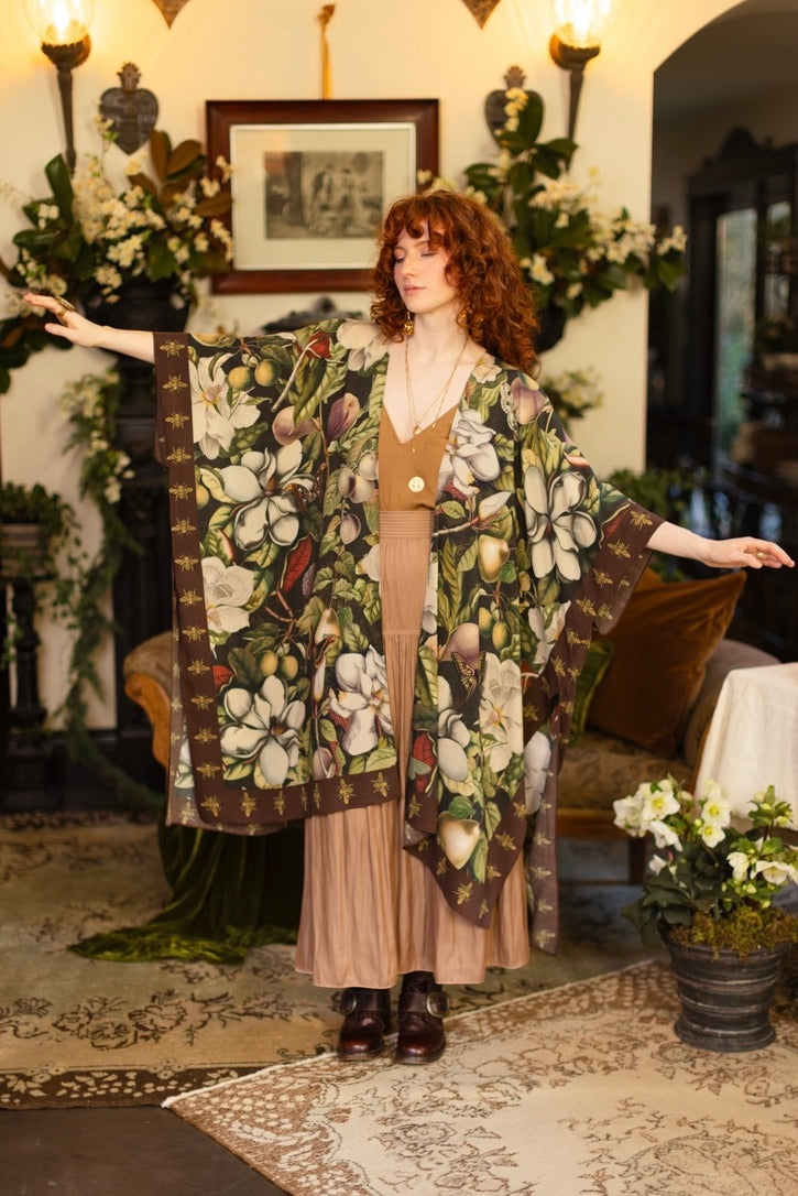 Market Of Stars - Fleur De Lune - Goddess Starduster Duster Kimono - Florals & Bees