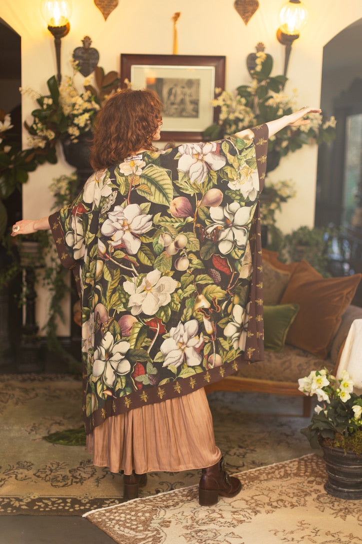 Market Of Stars - Fleur De Lune - Goddess Starduster Duster Kimono - Florals & Bees
