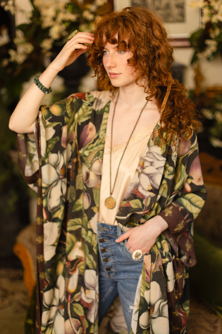 Market Of Stars - Fleur De Lune - Goddess Starduster Duster Kimono - Florals & Bees