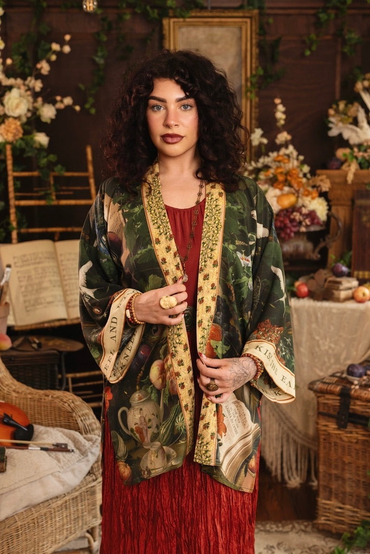Market Of Stars - Labour of Love - Matinée Cropped Duster Kimono - Florals & Violin