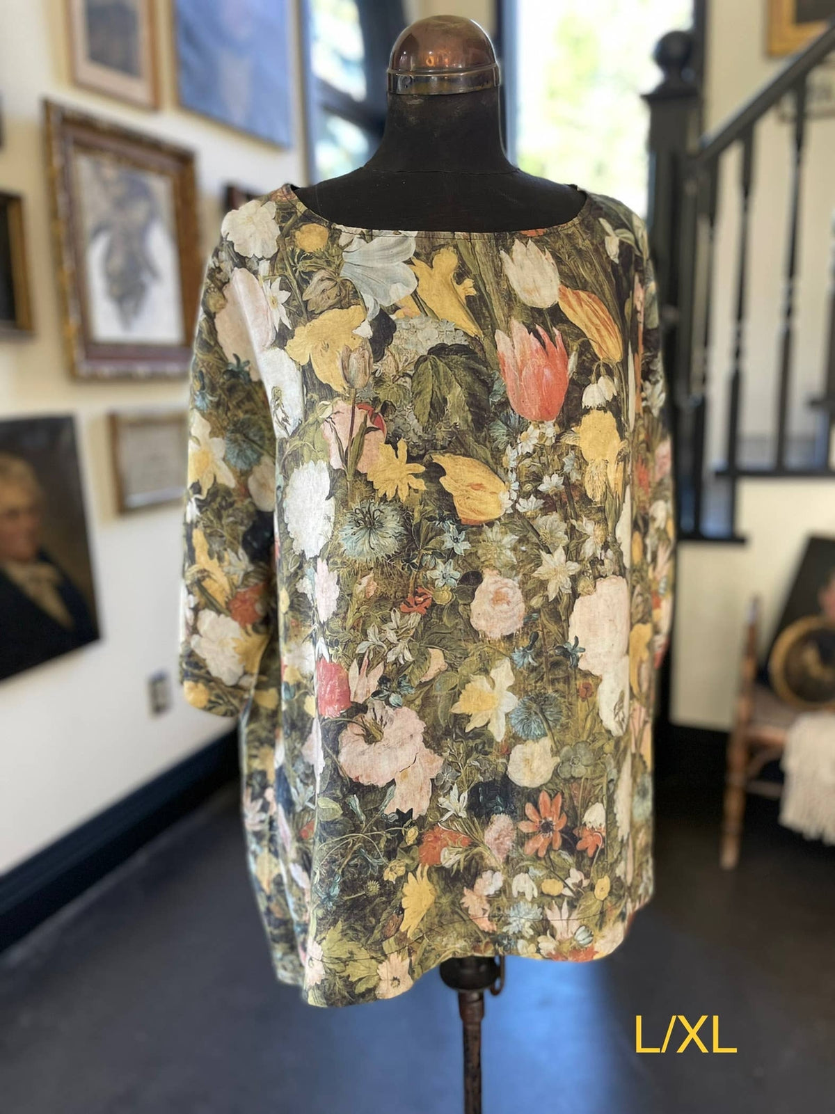 Market Of Stars - I Dream in Flowers - Tee Luxe Print Tunic Top - Bee Trim