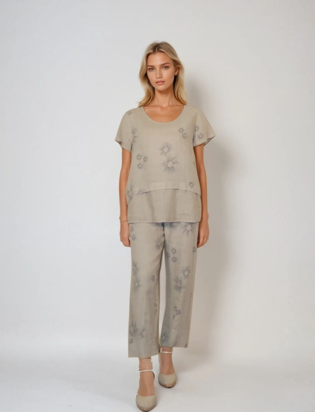 Blueberry - Italian Linen Urchin Print Pants - Beige