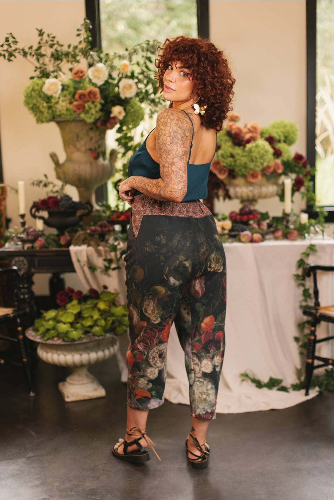 Market of Stars - Flight of Fancy - Linen Cropped Artist Pants - Hummingbird