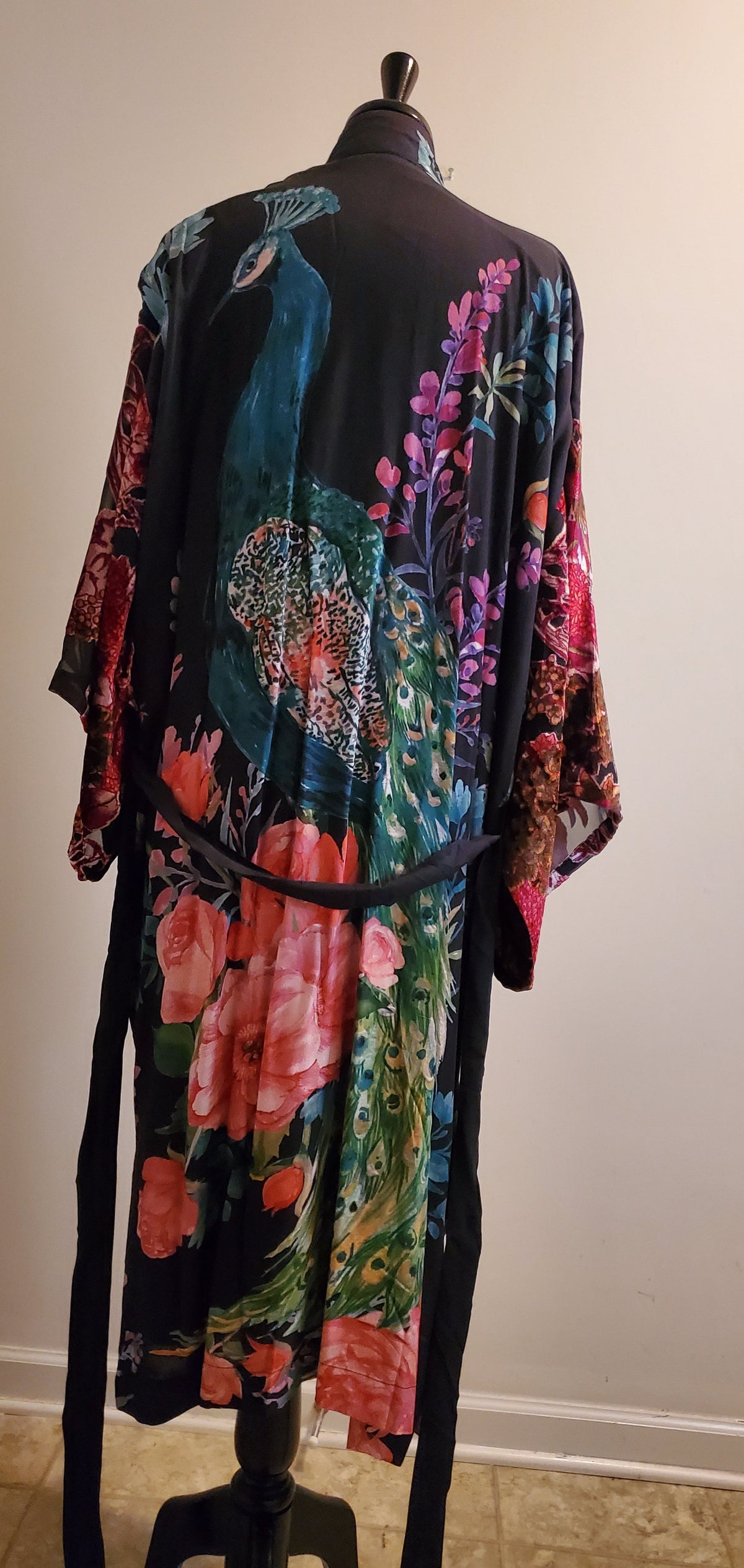 Aratta - Sweet Fantasy - Peacock Kimono Coat - Black