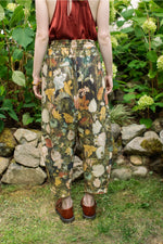 ‘I Dream in Flowers’ Boho Linen Bee Print Cropped Artist Pants