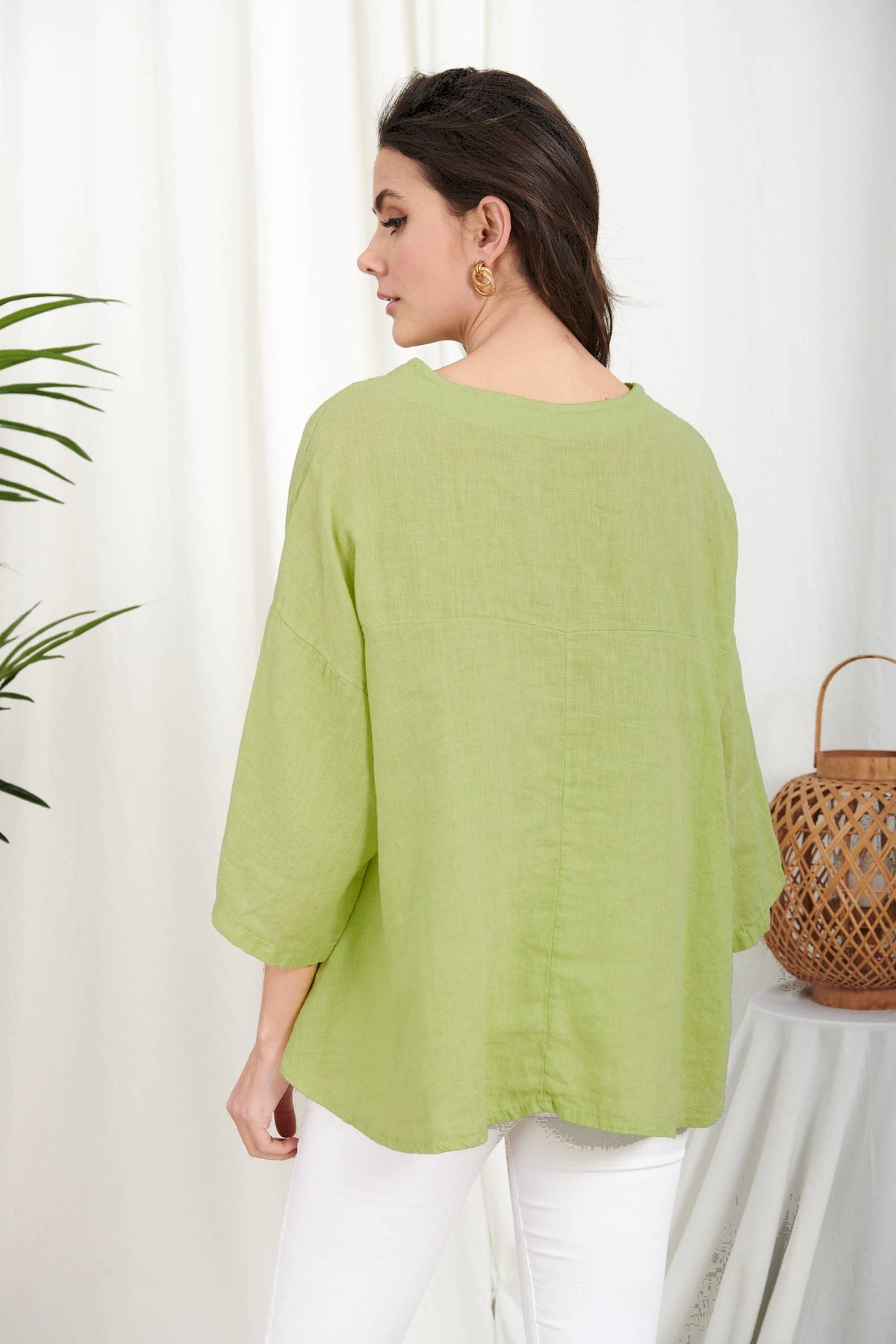 Italian Mid-Length Sleeve V-Neck Linen Top