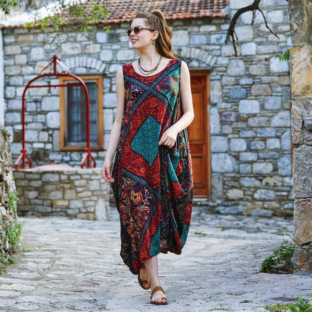 Bohemian Tapestry - Ethnic Print Pocket Detailed Scoop Neck Loose Fit Maxi Dress - Teal/Red