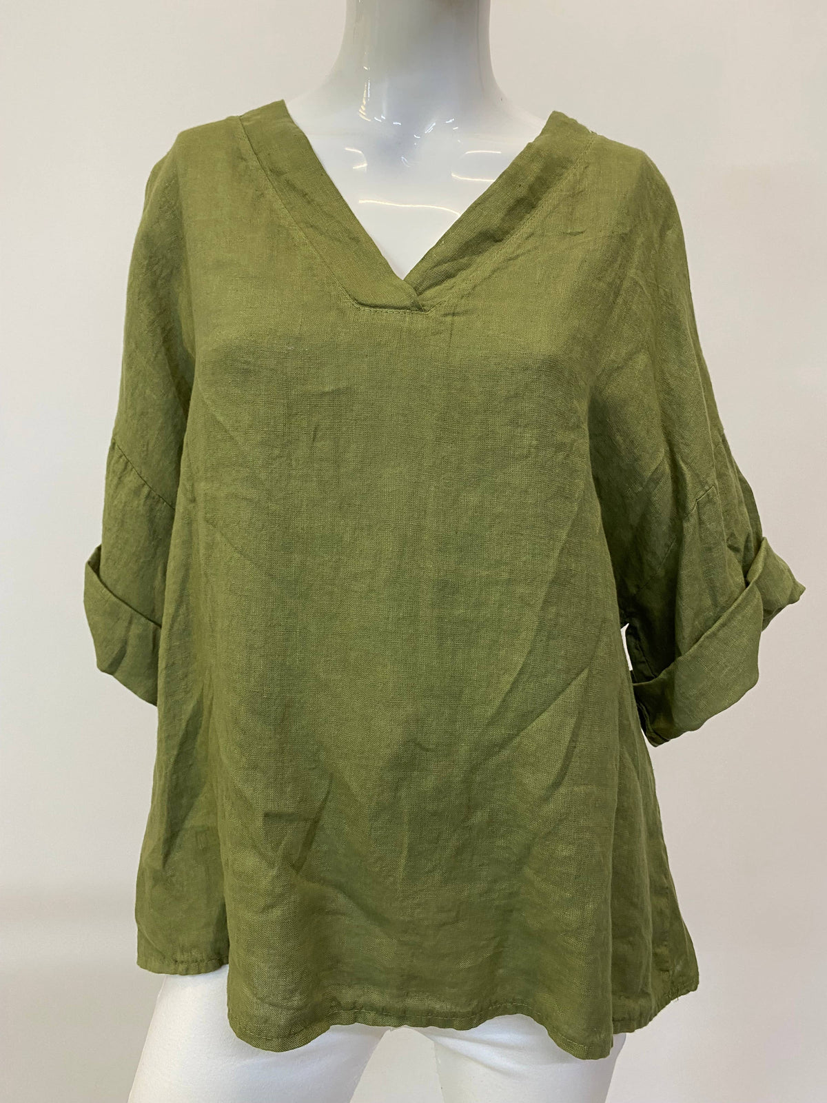 Italian Mid-Length Sleeve V-Neck Linen Top