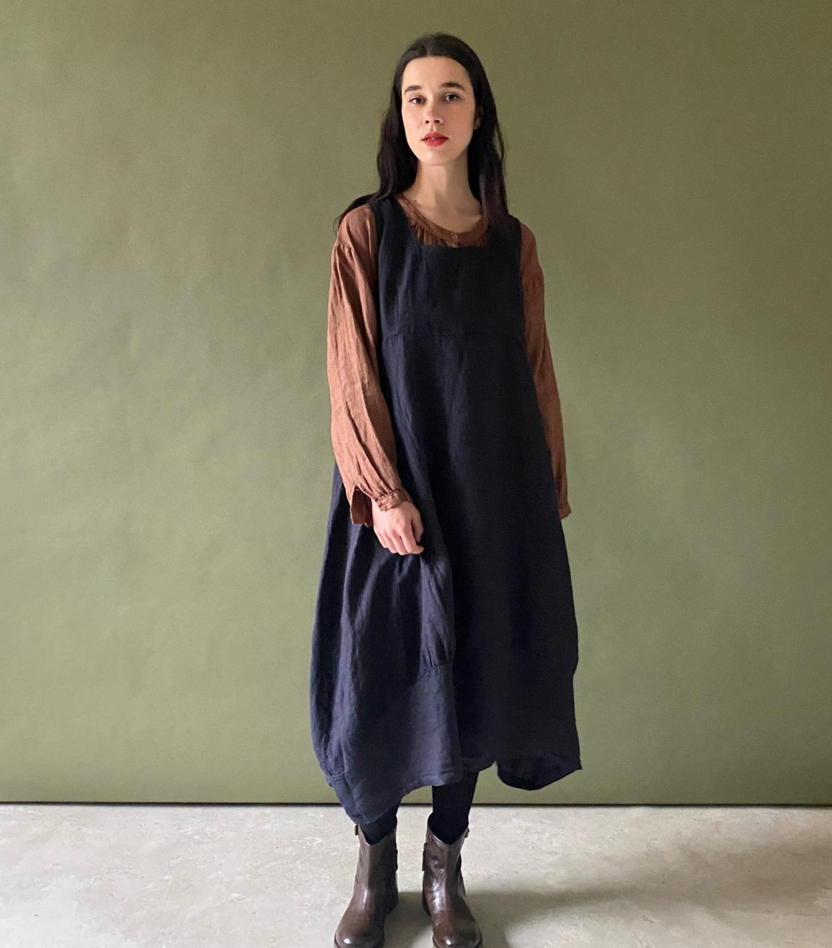 Montaigne - Anaïs - Linen Pinafore Dress