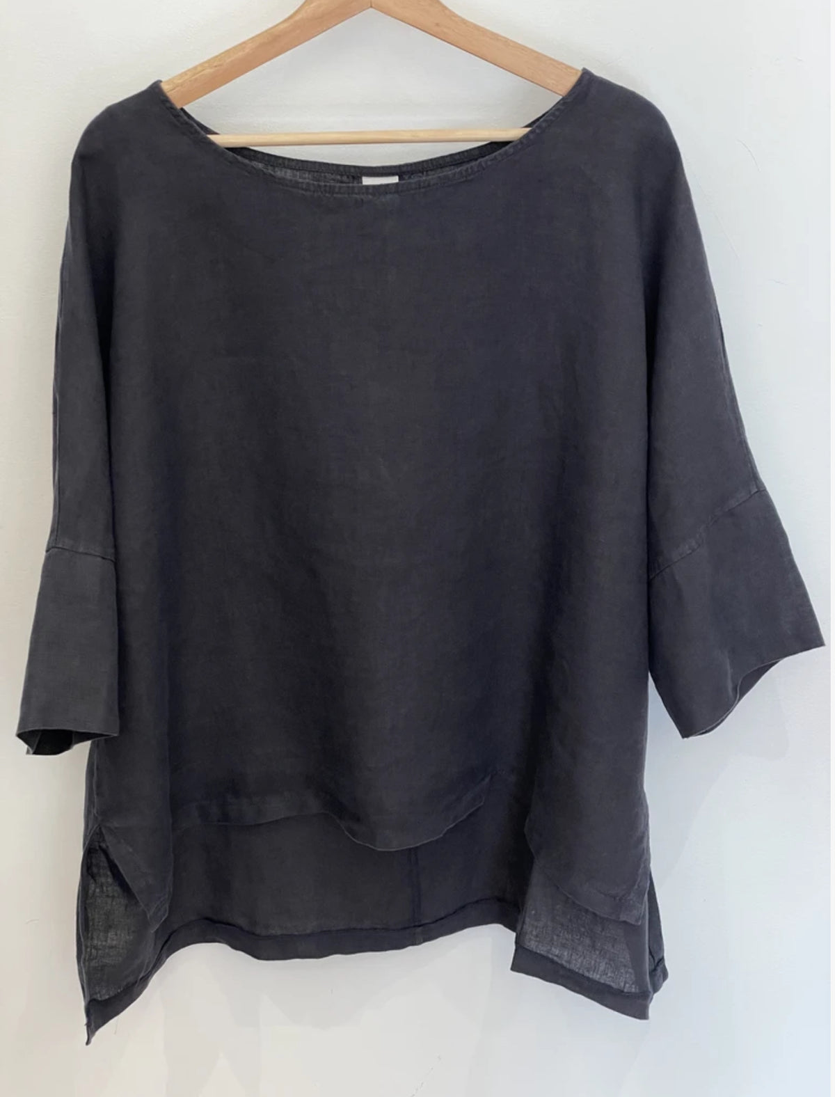 Montaigne Artiste Hi-Lo Linen Top - One Size - Various colours